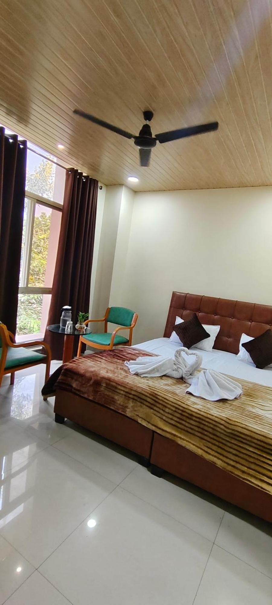 Hotel Shri Shiv Ganga Bhakt Niwas Ujjain Zewnętrze zdjęcie