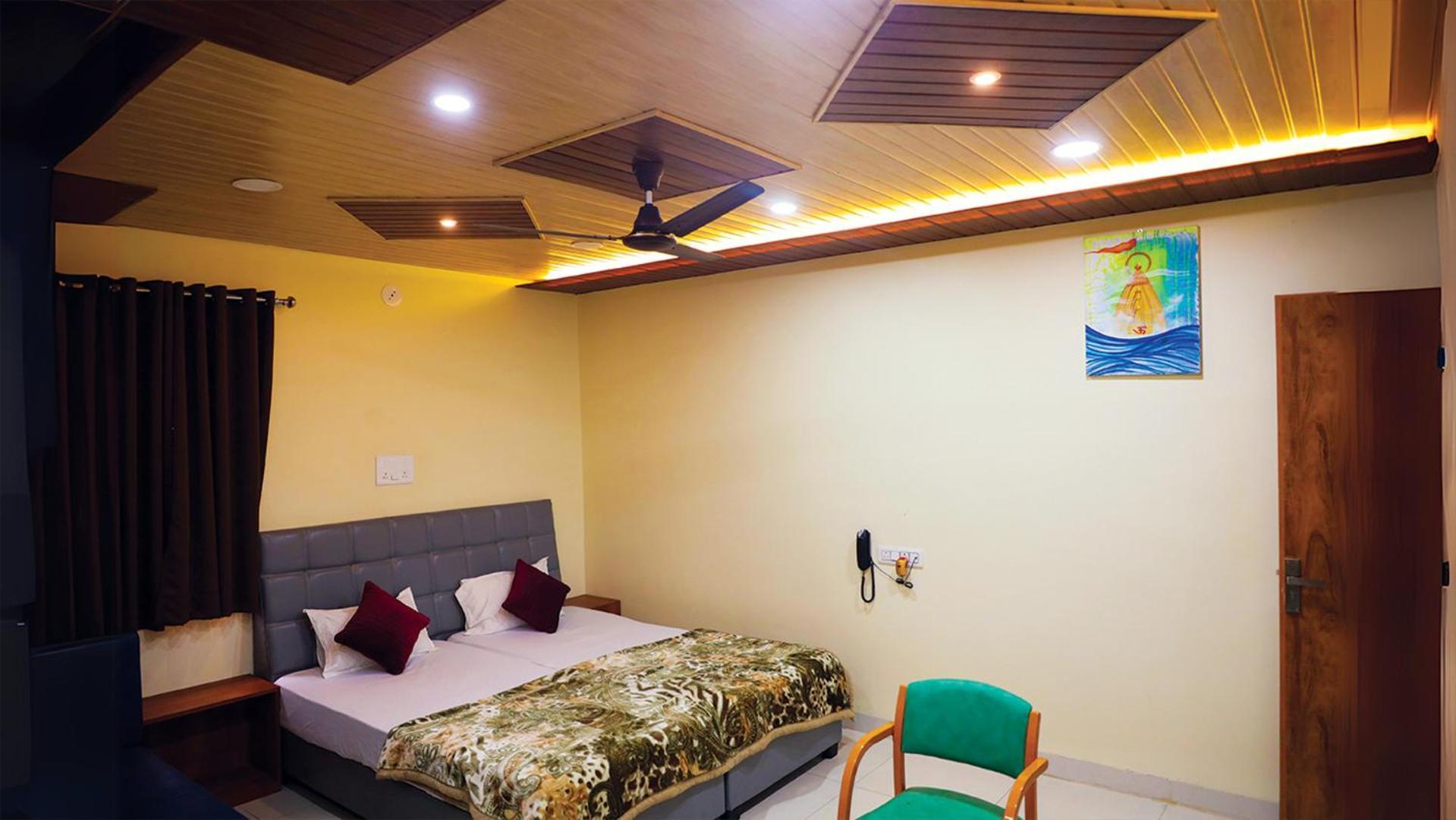 Hotel Shri Shiv Ganga Bhakt Niwas Ujjain Zewnętrze zdjęcie
