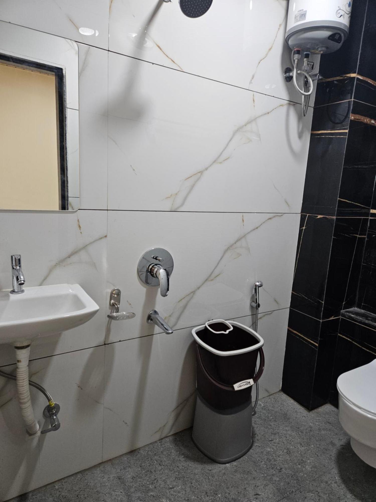 Hotel Shri Shiv Ganga Bhakt Niwas Ujjain Zewnętrze zdjęcie