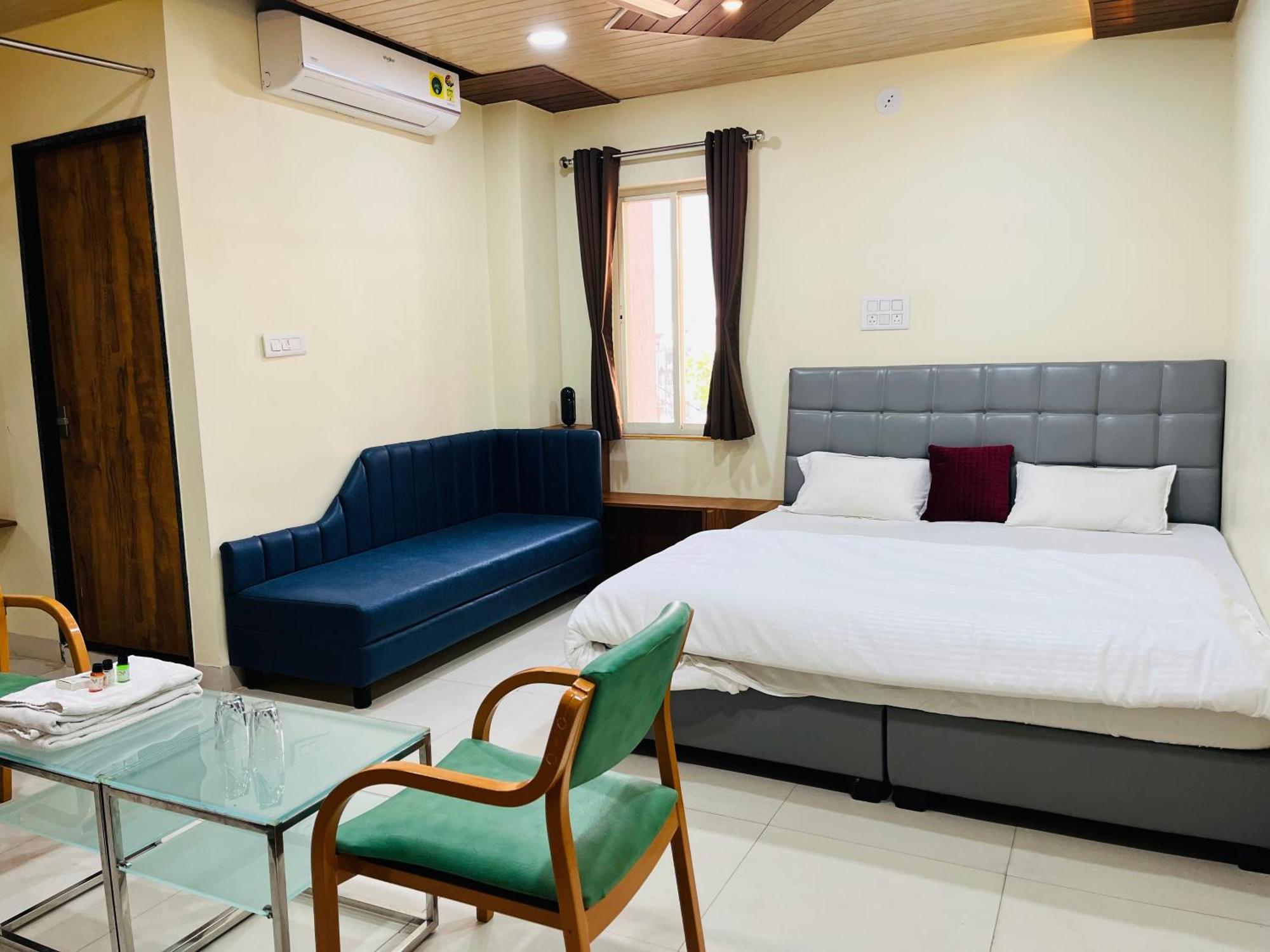 Hotel Shri Shiv Ganga Bhakt Niwas Ujjain Zewnętrze zdjęcie